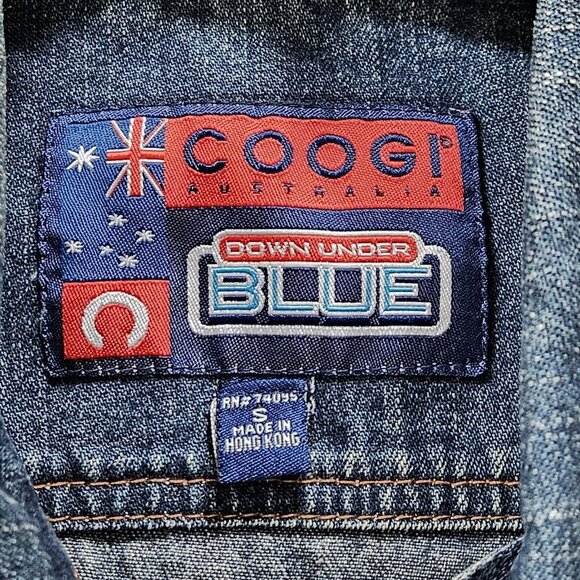 Coogi Denim Vest Womens S Blue Faded Logo Boho Perky Australia Down Under Preppy - Picture 3 of 16